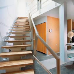 Лестница с наборными ступенями